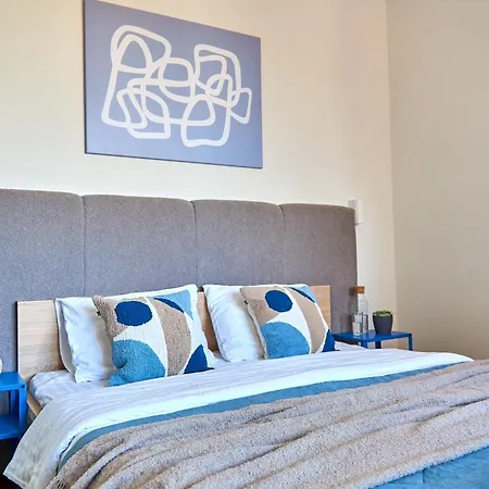 світло постійно! яскраві сучасні для молодих та активних *