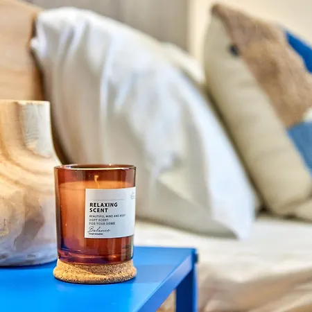 світло постійно! яскраві сучасні для молодих та активних Apartment