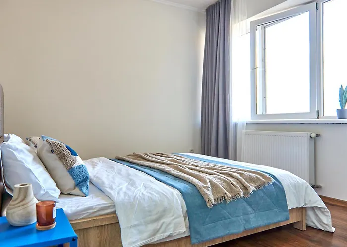Яскраві Та Сучасні Апартаменти В Самому Серці Мукачева Apartamento Mukachevo